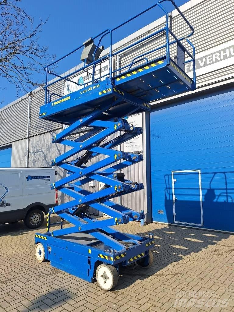 UpRight X32N Saksilavat