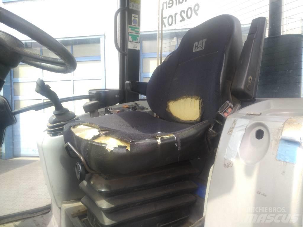 CAT 907 H Pyöräkuormaajat