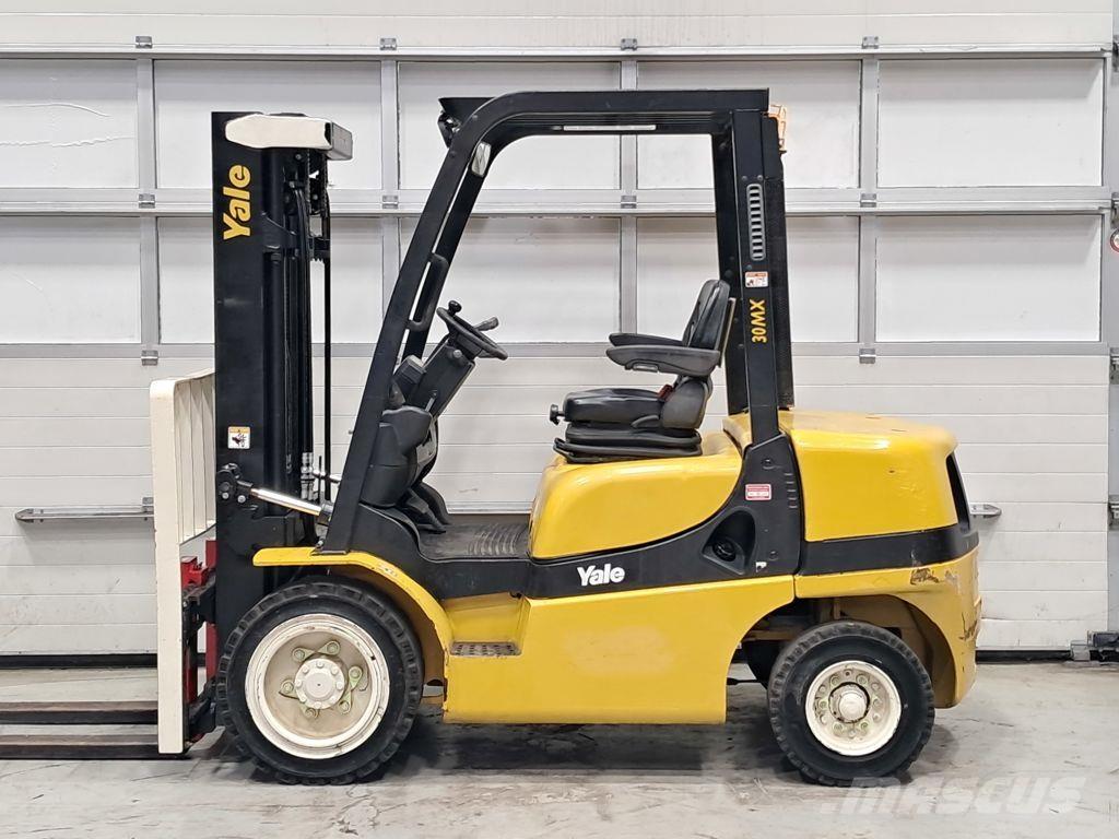 Yale GDP30MXE2195 Dieseltrukit