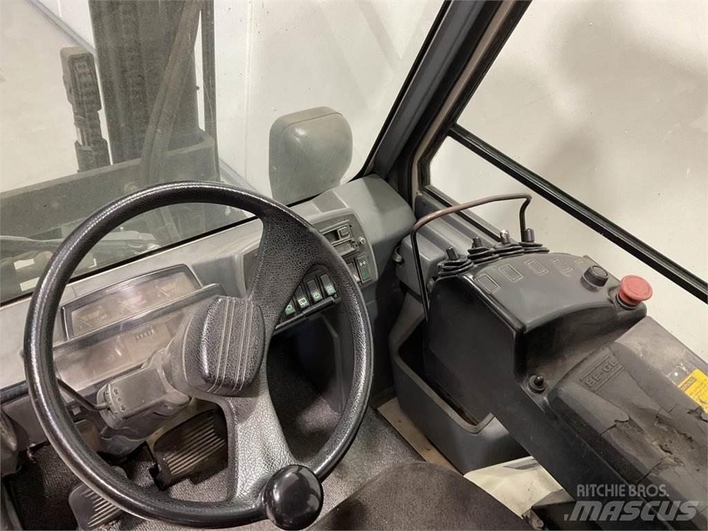 CAT DP35A Dieseltrukit