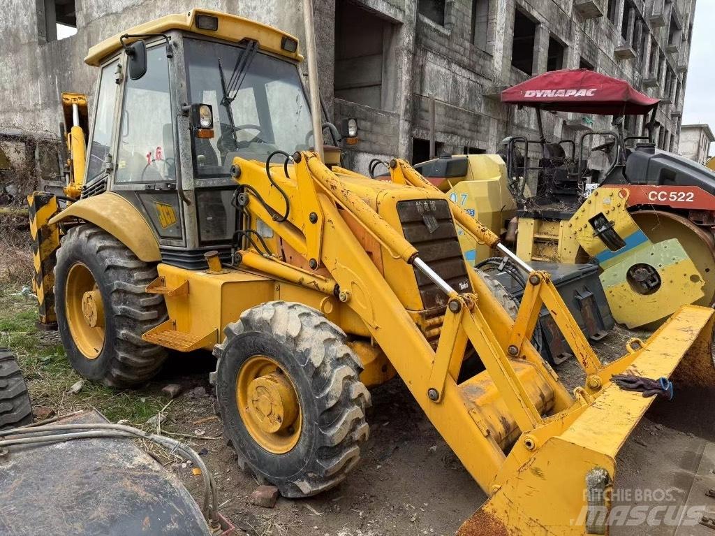 JCB 3 CX Kaivurikuormaajat