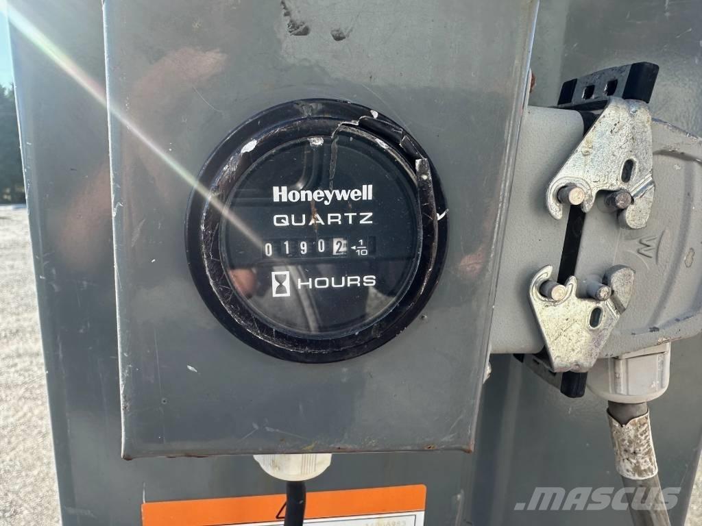 SkyJack SJ 16 Henkilönostimet ja nostolaitteet