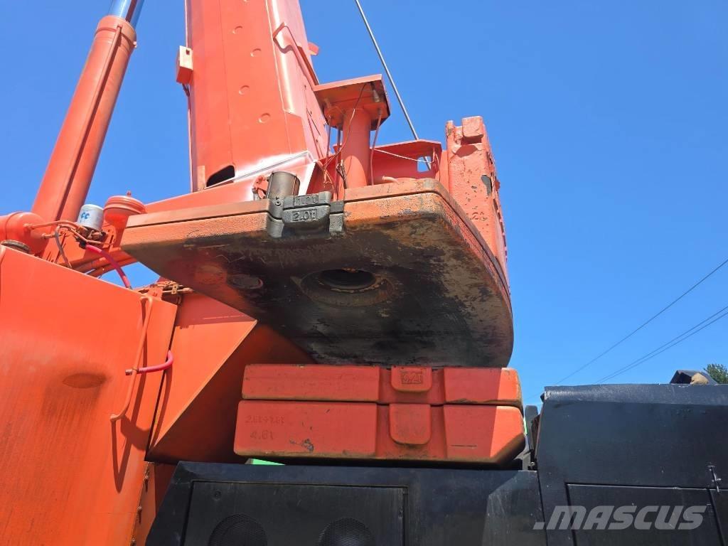 Liebherr LTM 1090-2 Mobiilinosturit