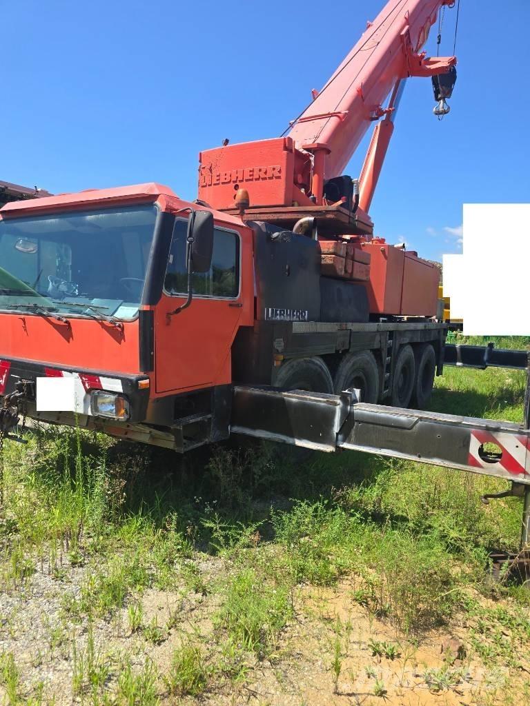 Liebherr LTM 1090-2 Mobiilinosturit