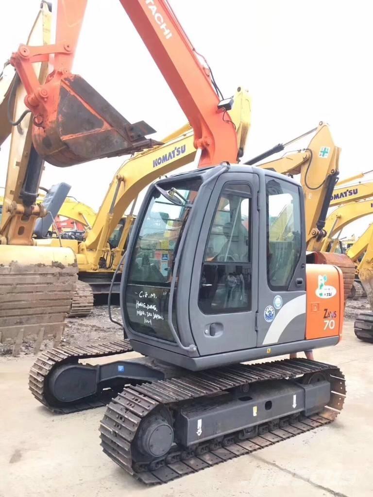 Hitachi zx70 Midikaivukoneet 7t - 12t
