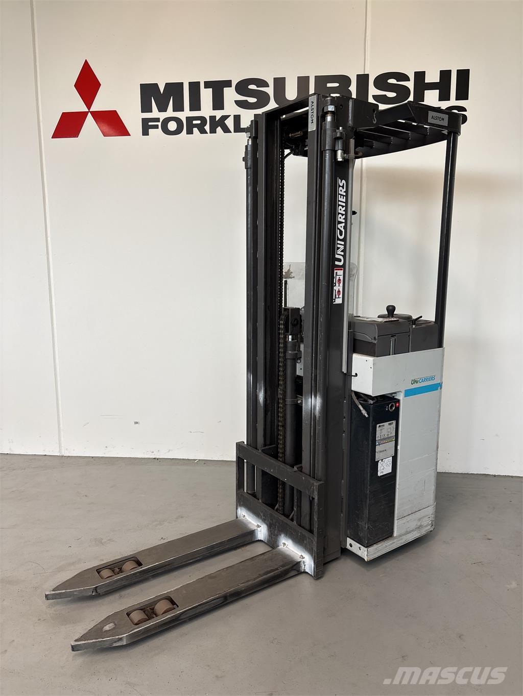 Atlet A160 Ajettavat pinoamisvaunut