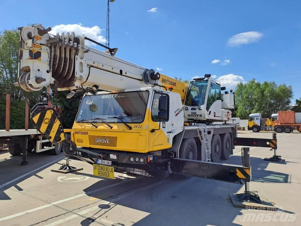 Grove GMK3060 Mobiilinosturit