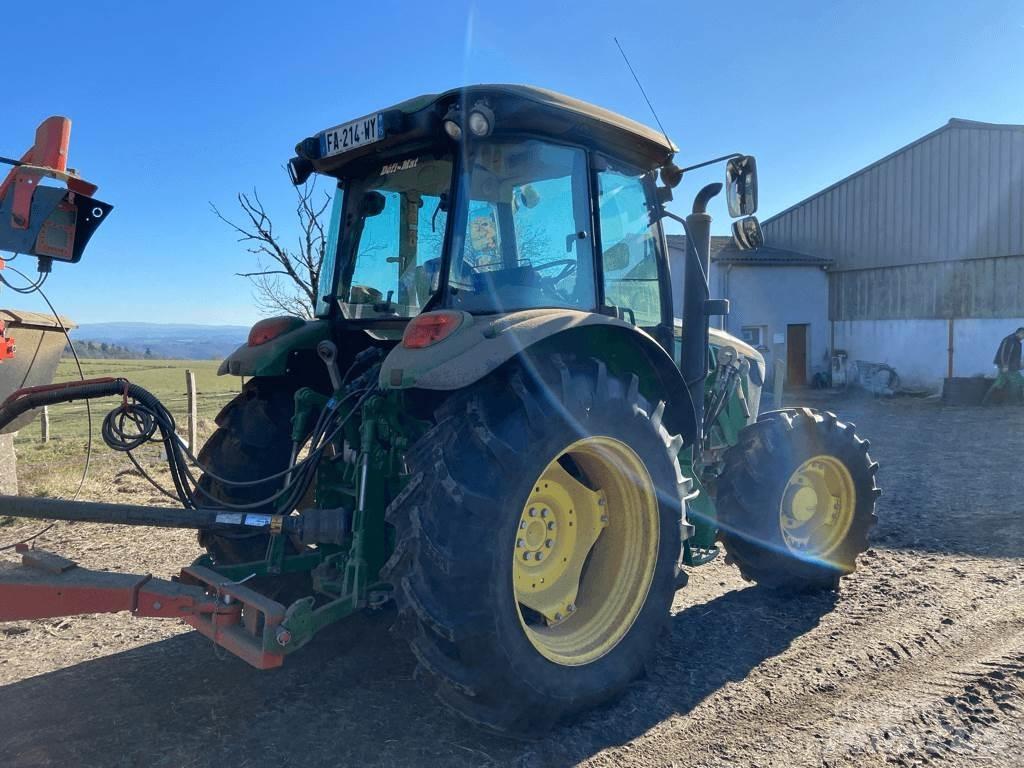 John Deere 5075M Traktorit