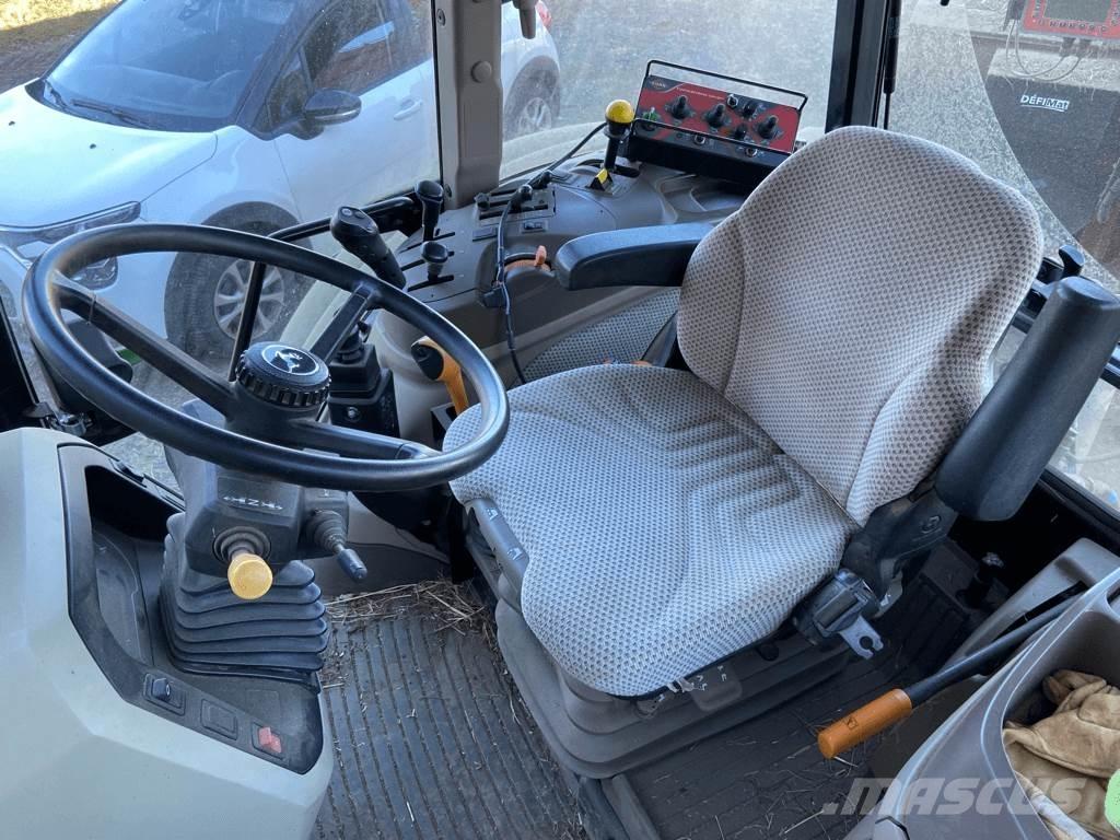 John Deere 5075M Traktorit