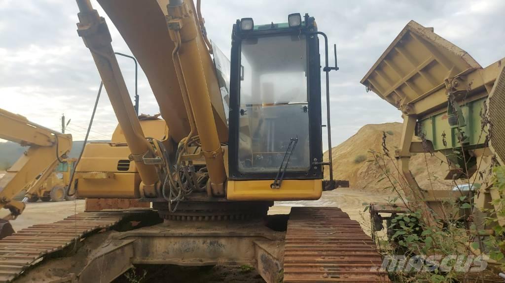 CAT 345 B L Moottorit