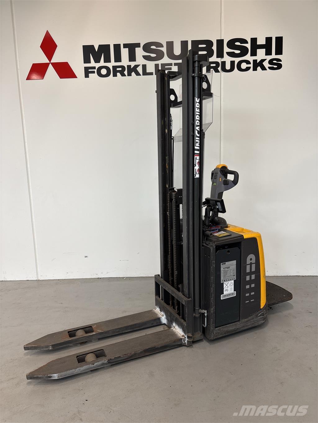 Atlet PSP125 Ajettavat pinoamisvaunut