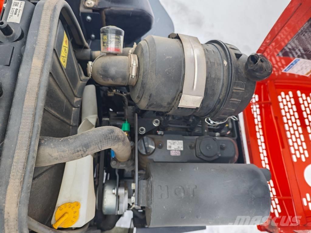 Kubota ZD 1211R Päältäajettavat ruohonleikkurit