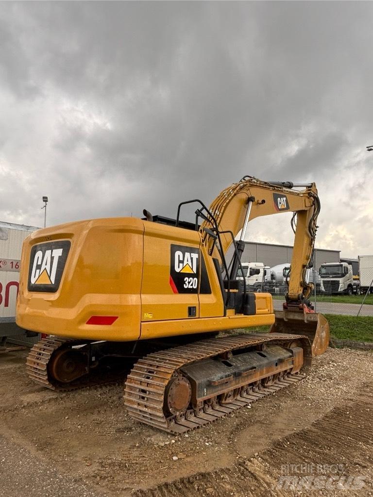 CAT 320 Telakaivukoneet