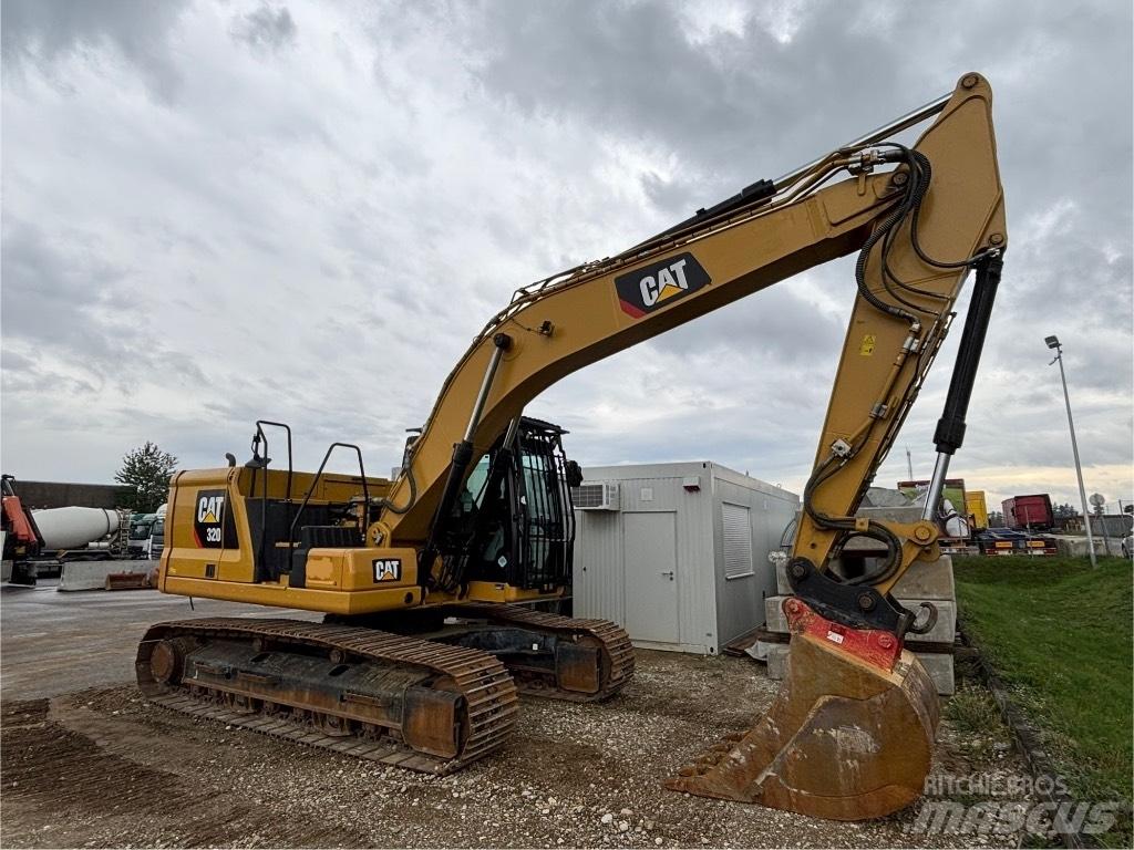 CAT 320 Telakaivukoneet