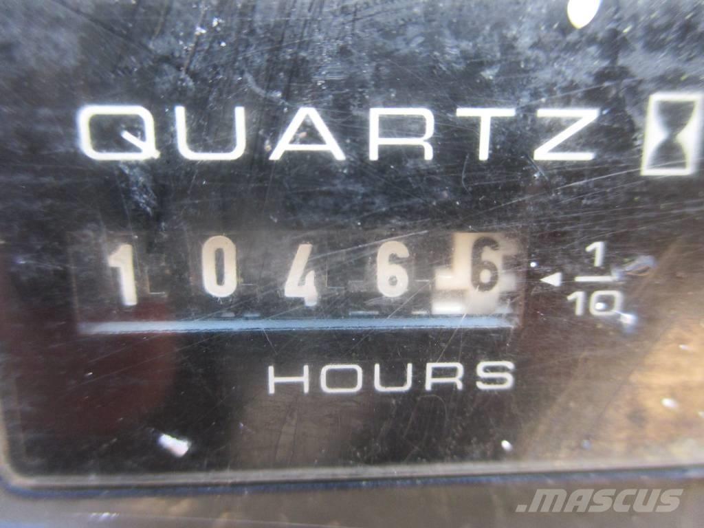 JLG 3246 ES Saksilavat