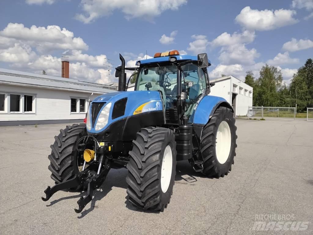New Holland T6090 Traktorit
