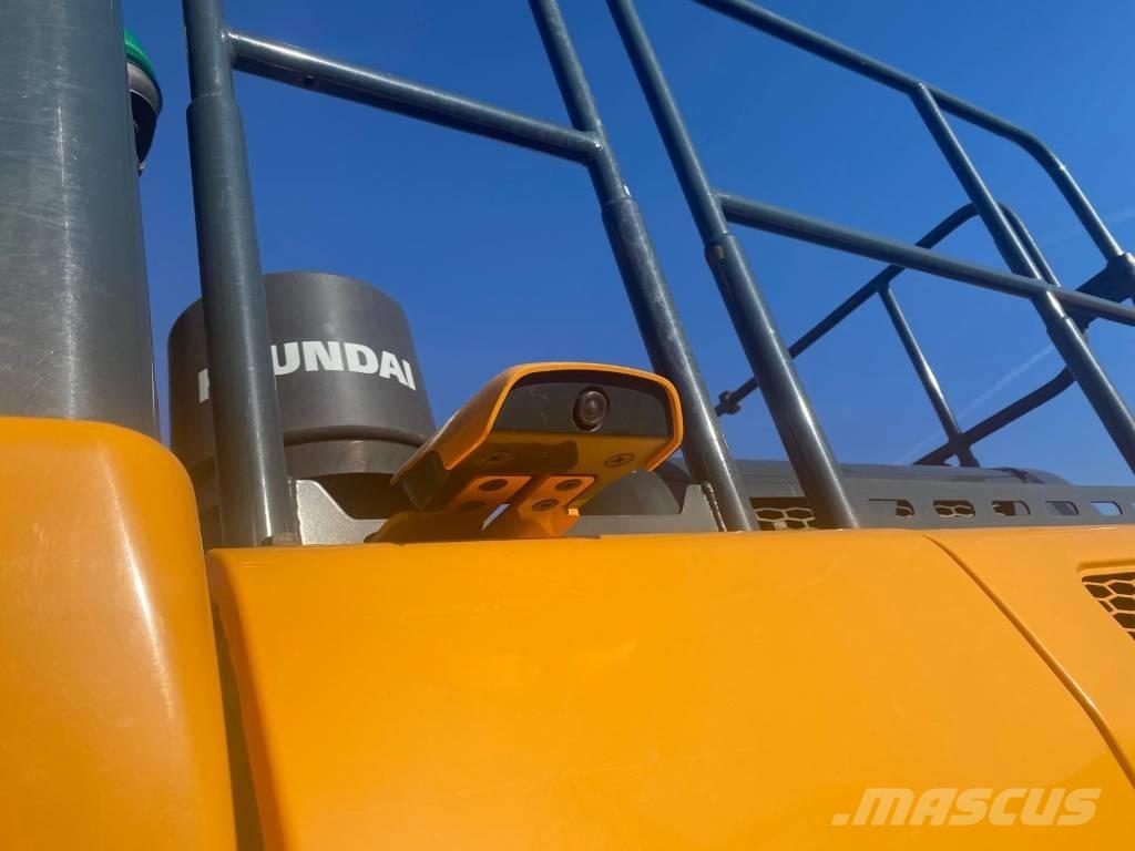 Hyundai HX220L Telakaivukoneet