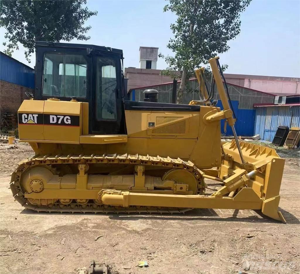 CAT D 7 G Telaketjupuskutraktorit