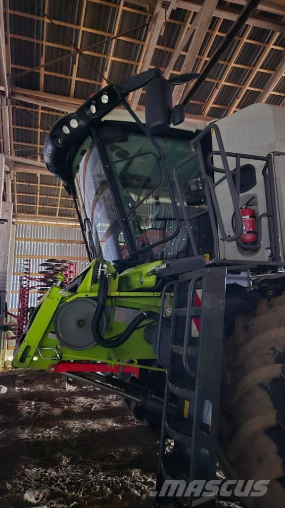 CLAAS Lexion 6700 Leikkuupuimurit