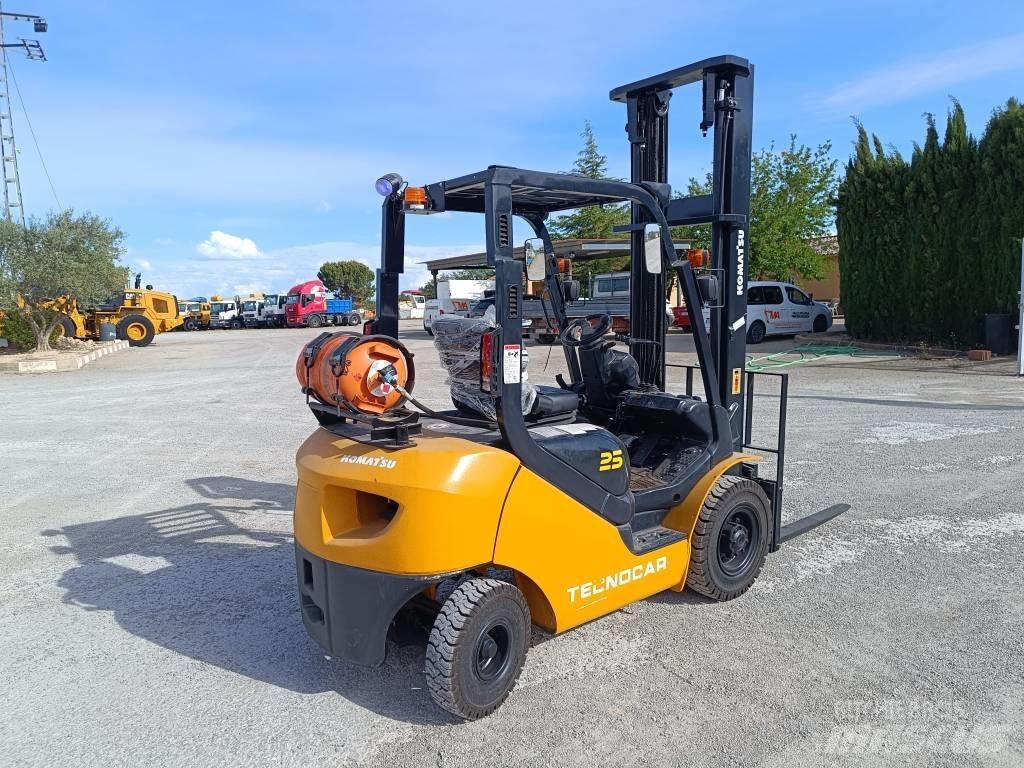  TECNOCAR FG25T-16 Muut haarukkatrukit