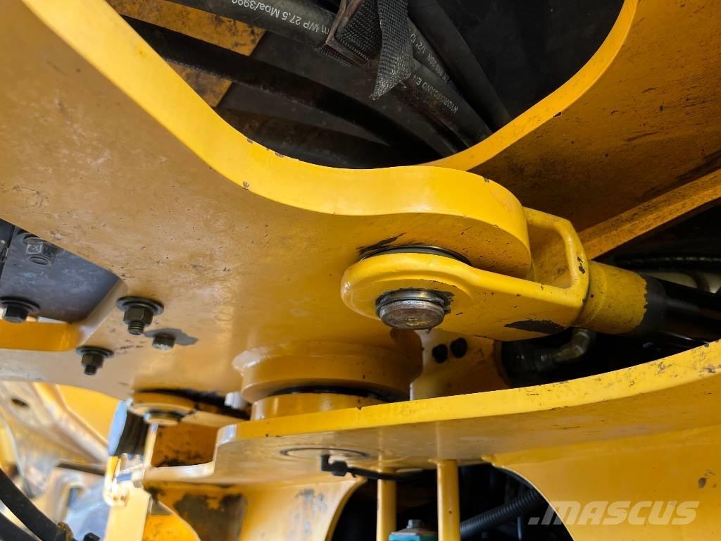Volvo L90F Pyöräkuormaajat