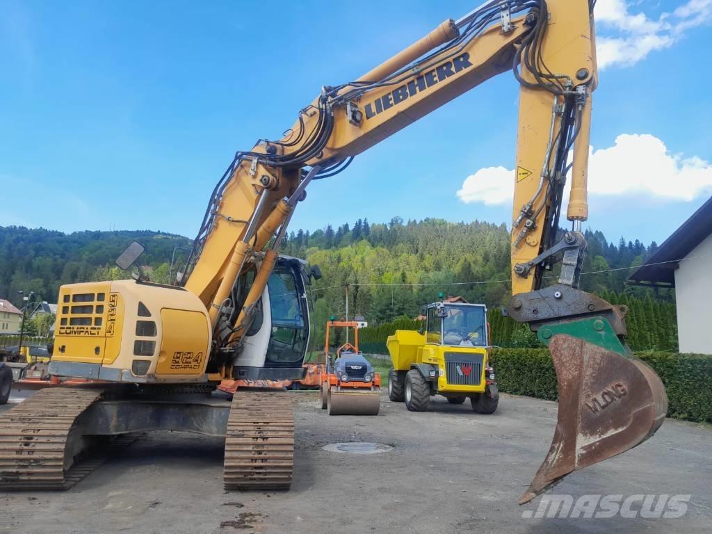 Liebherr R 924 Telakaivukoneet