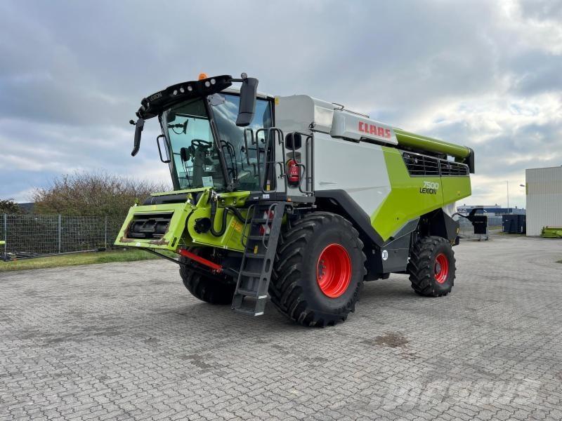 CLAAS LEXION 7500 Leikkuupuimurit