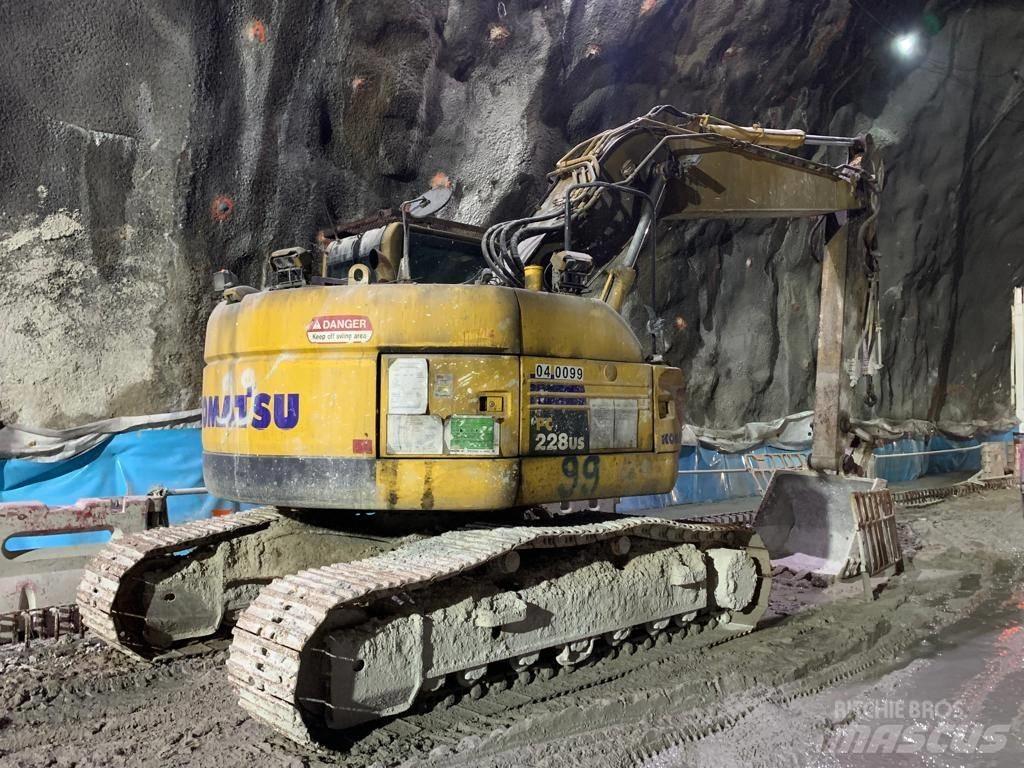 Komatsu PC228US-8 Muut koneet