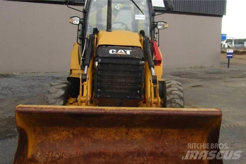 CAT 428F Kaivurikuormaajat