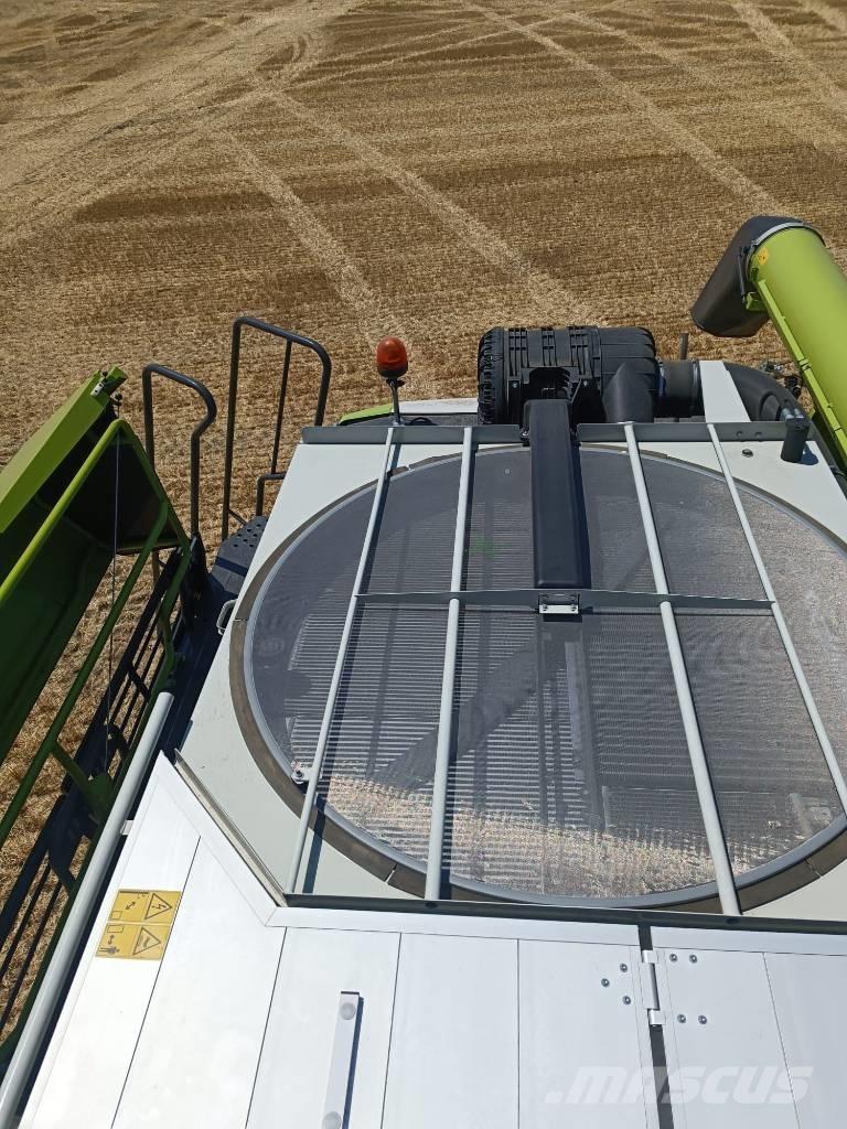 CLAAS Lexion 8700 Leikkuupuimurit