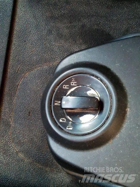 MAN TGL 8.220 Umpikorikuorma-autot