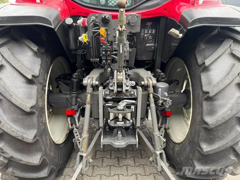 Valtra G105 H Traktorit