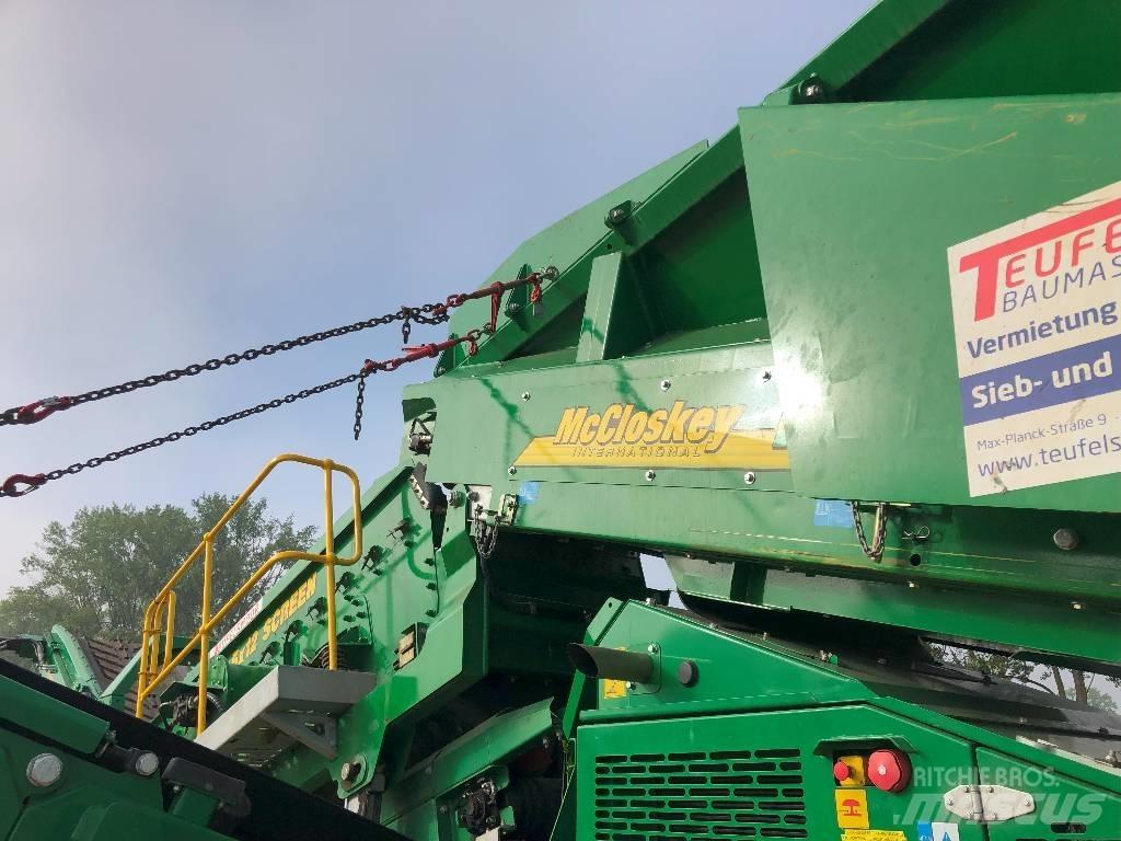 McCloskey R105 Seulat