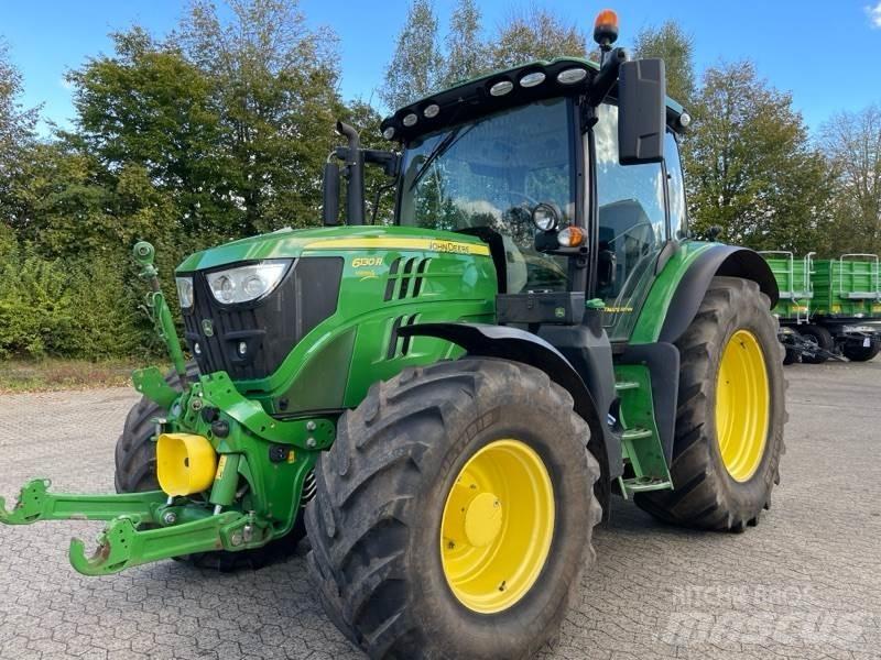 John Deere 6130 R Traktorit