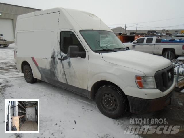 Nissan NV2500HD Umpikorikuorma-autot
