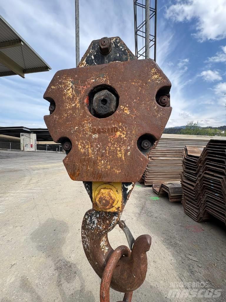 Hitachi KH 180-3 Tela-alustaiset nosturit