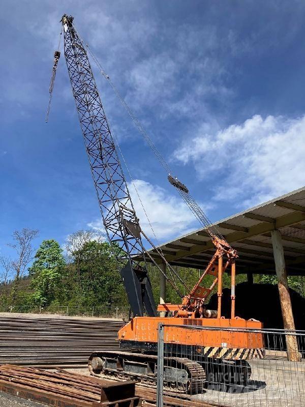 Hitachi KH 180-3 Tela-alustaiset nosturit