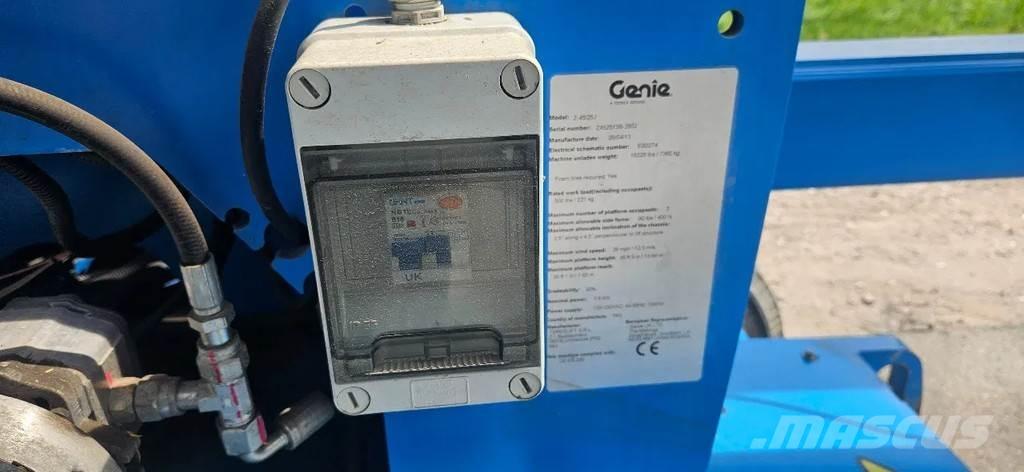 Genie Z/45/25j Kuukulkijat