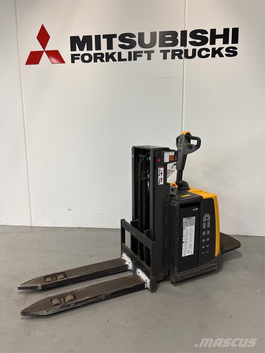 Atlet PSP160 Ajettavat pinoamisvaunut