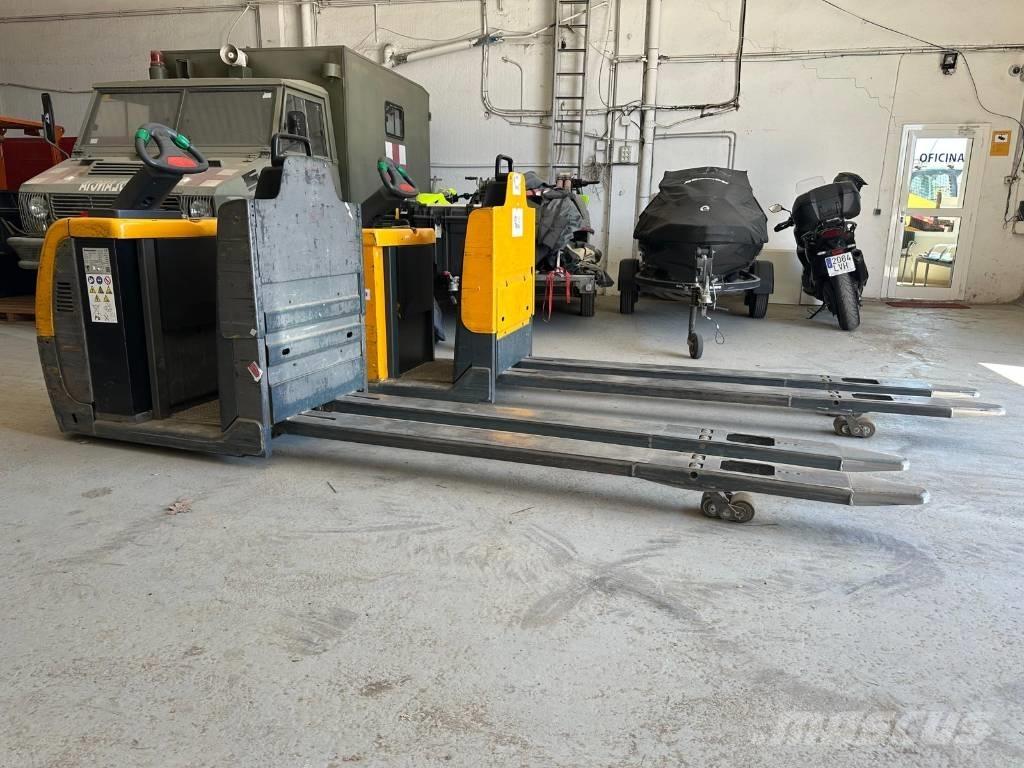 Jungheinrich ECE 225 Lavansiirtotrukit