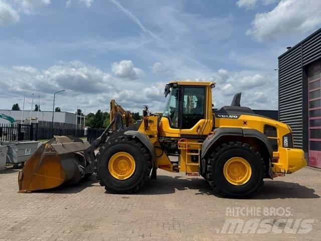 Volvo L 120 H Pyöräkuormaajat