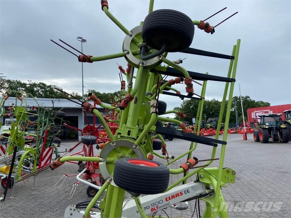 CLAAS Volto 900 Pöyhimet ja haravat