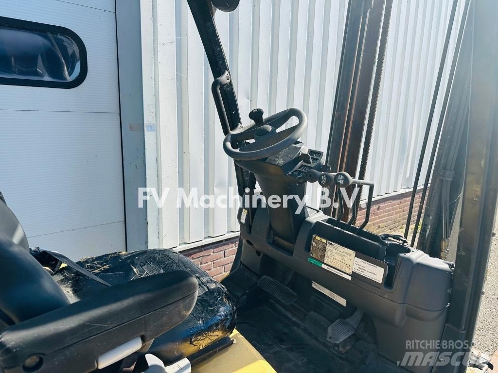 Yale GDP 25 VX Dieseltrukit