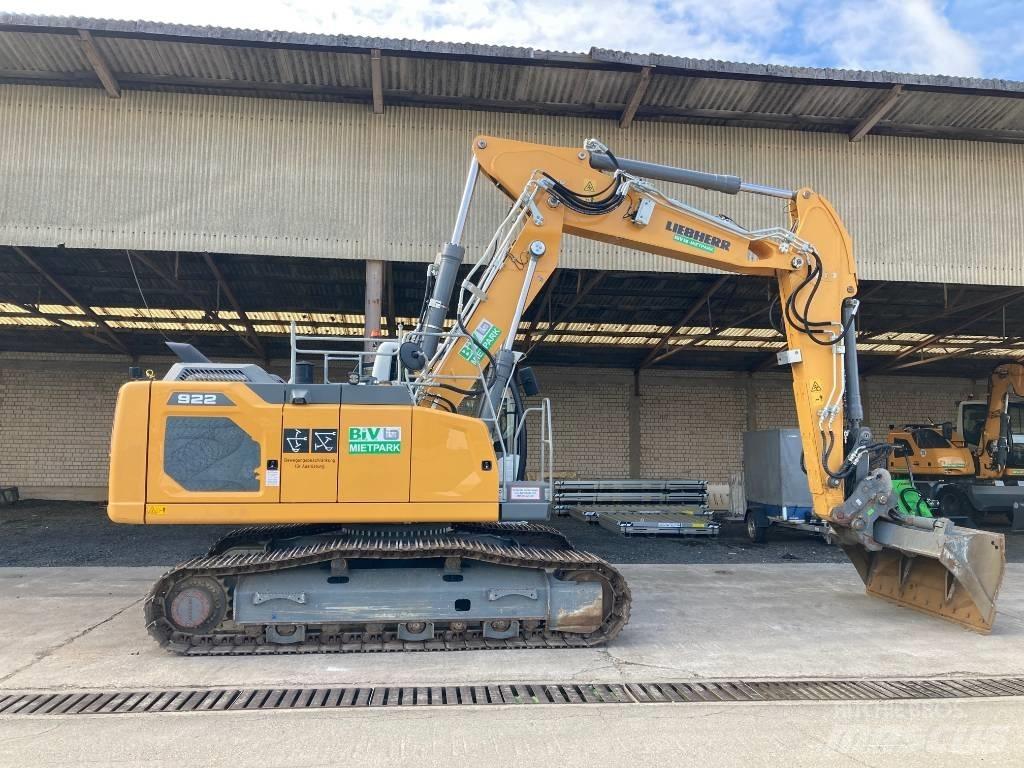 Liebherr R 922 Telakaivukoneet