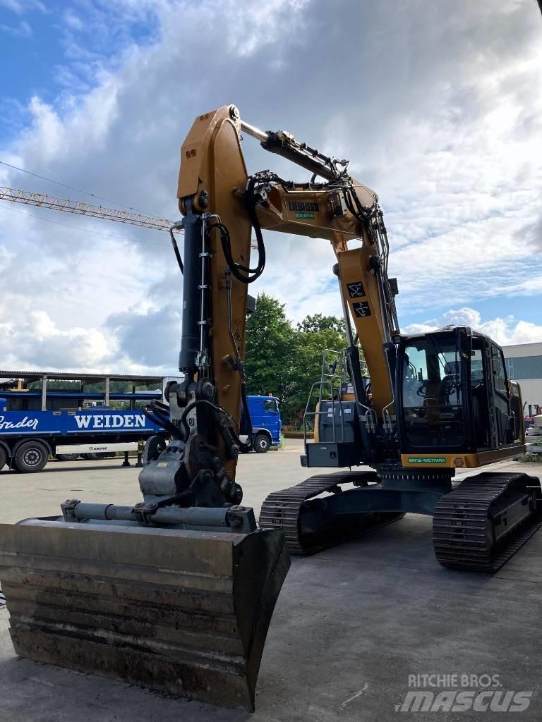 Liebherr R 922 Telakaivukoneet