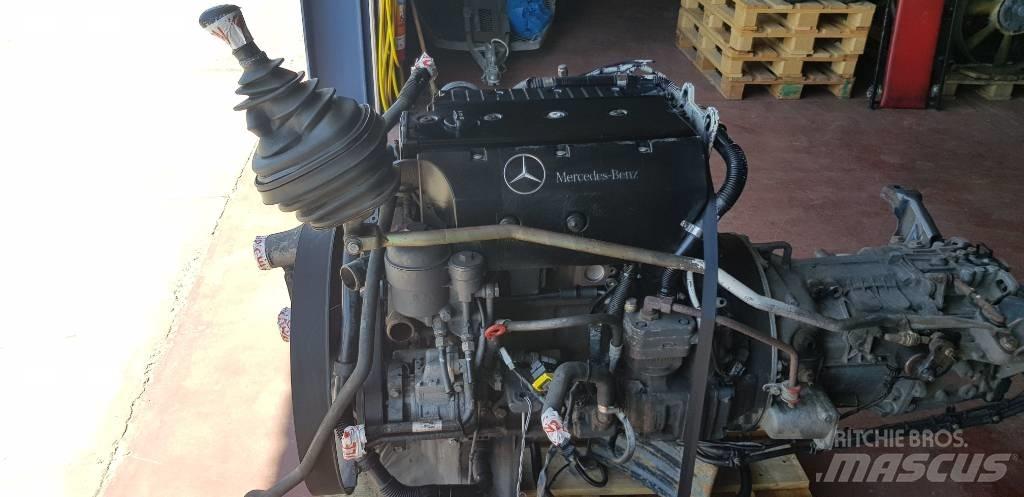 Mercedes-Benz ATEGO Moottorit