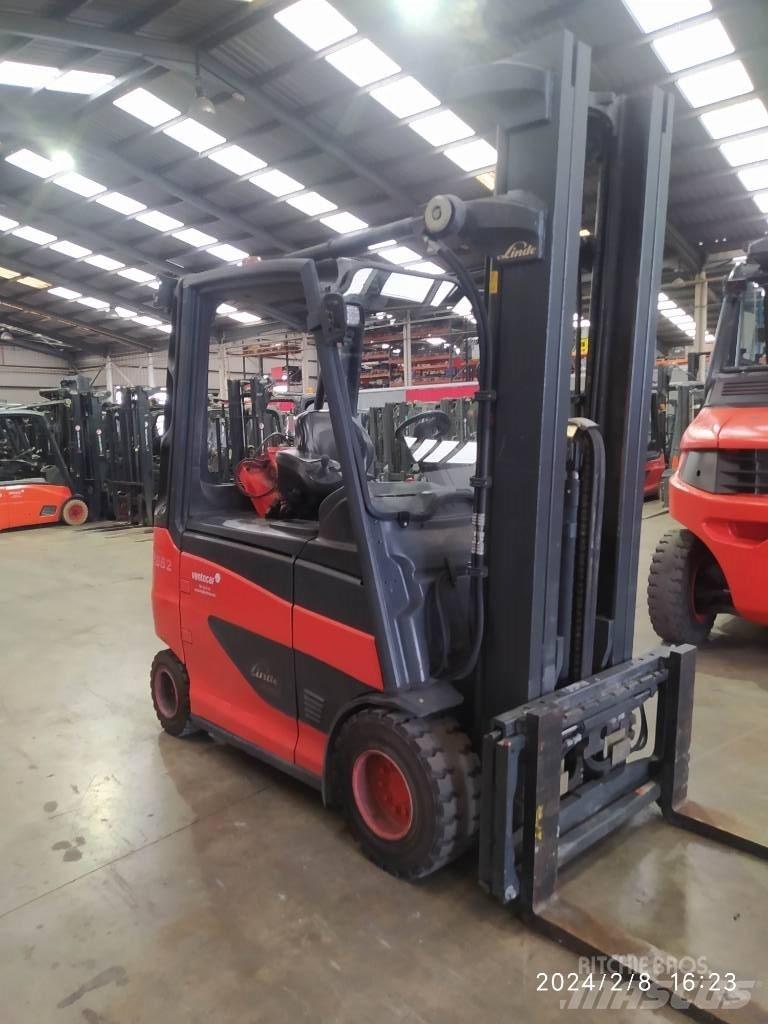 Linde E30/600 Sähkötrukit