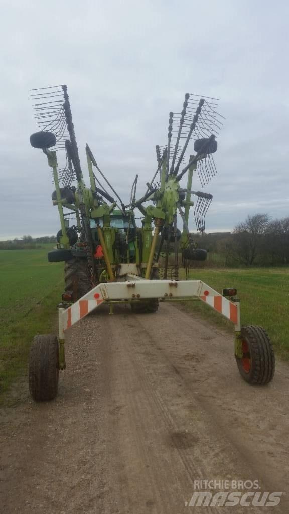 CLAAS 880 LINER Pöyhimet ja haravat