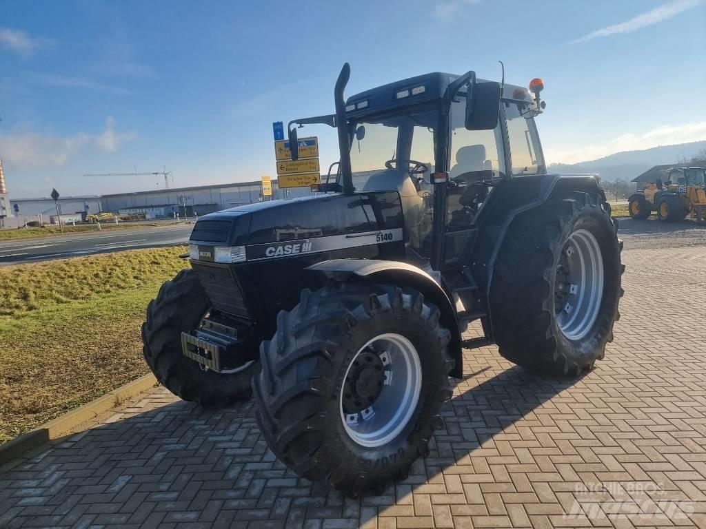 CASE 5140 Traktorit