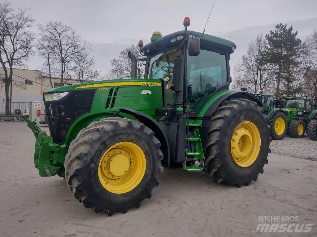 John Deere 7210 R Traktorit